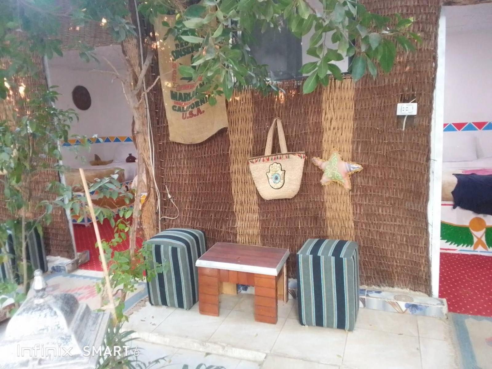 Gasthuis Peace Garden & Camp Luxor